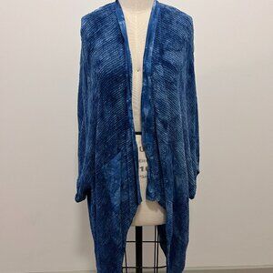 Classique by Shawn Blue Short Sleeve Cardigan